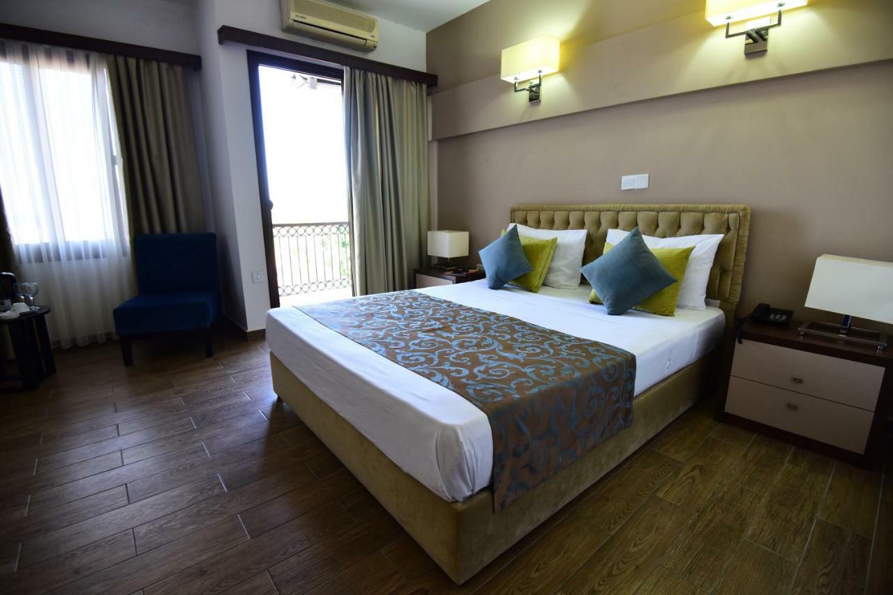 Club Simena Hotel Vasilia Luaran gambar